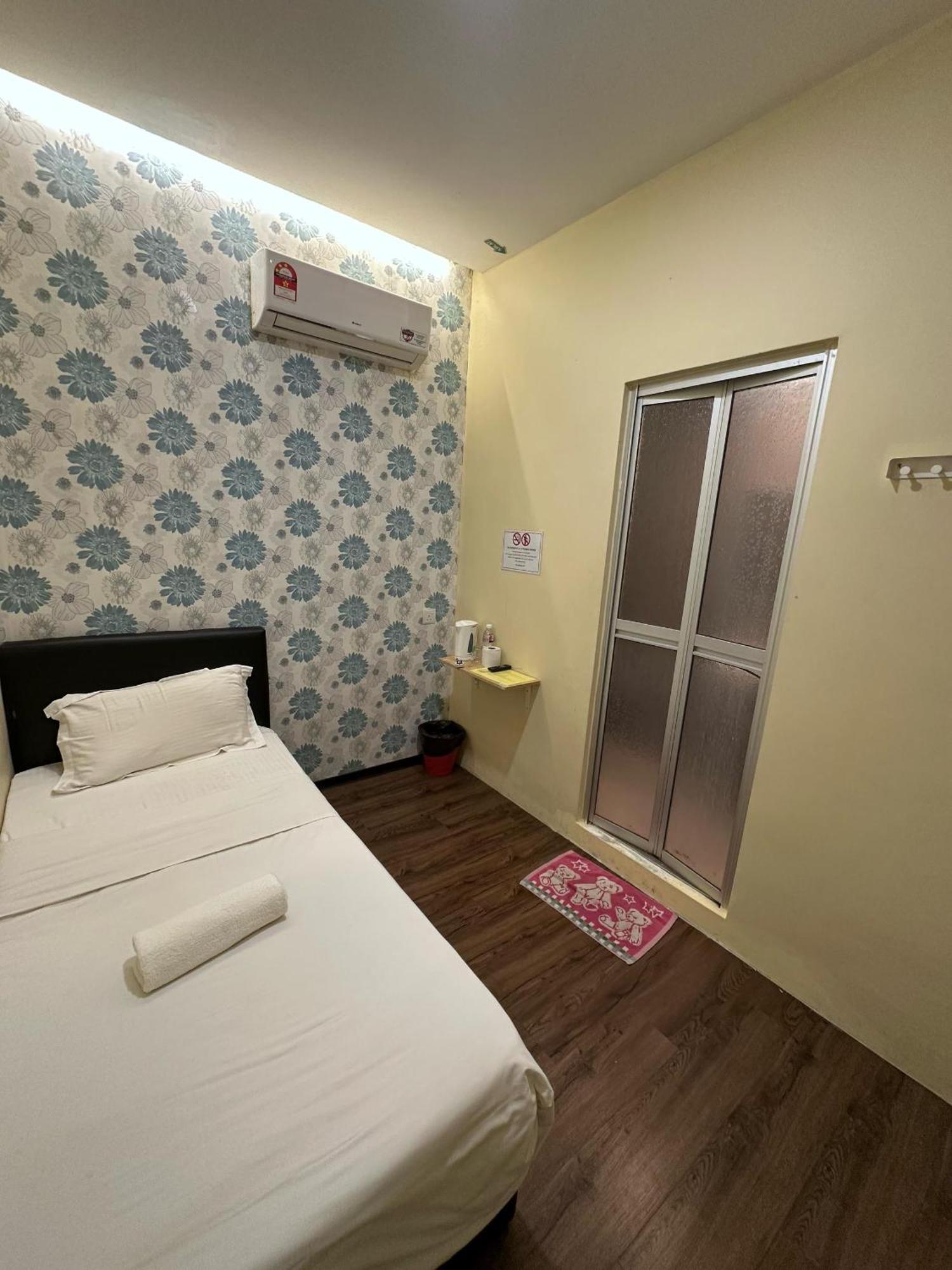 Serian Transit Inn Экстерьер фото